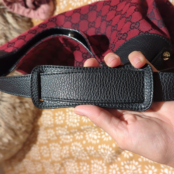 Gucci GG Red Canvas Hobo/ Shoulder Bag - Picture 8 of 11